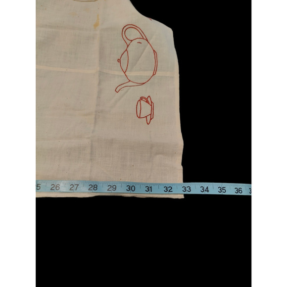 4 Vintage Hand Embroidered Tea Towels - Picture 9 of 14